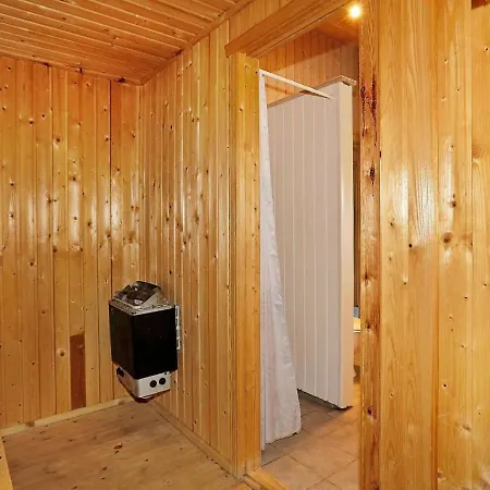 Five-bedroom Holiday In Graested 2