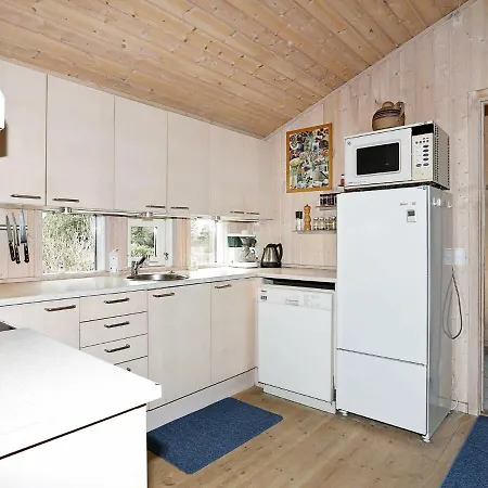 Five-bedroom Holiday In Graested 2